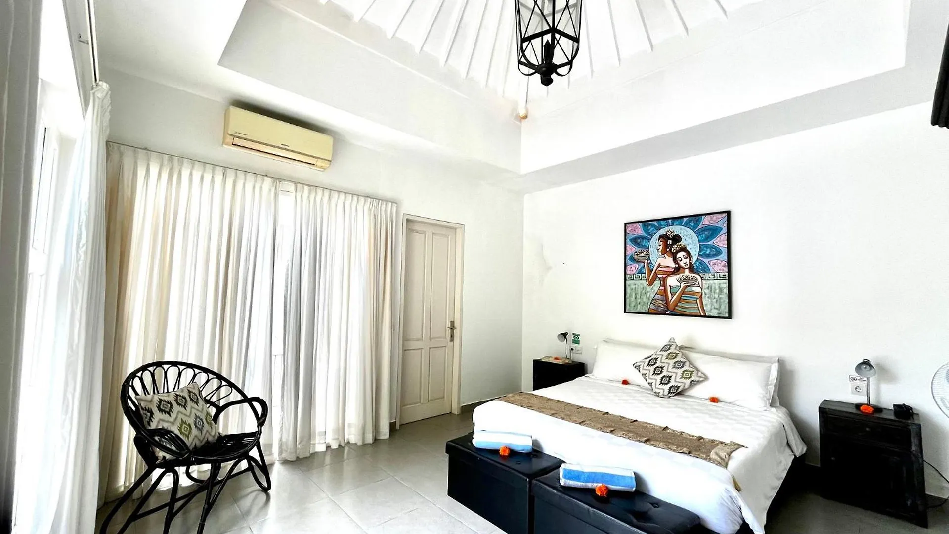 Villa Bella - Walking Distance To The Beach Canggu   Canggu (Bali)
